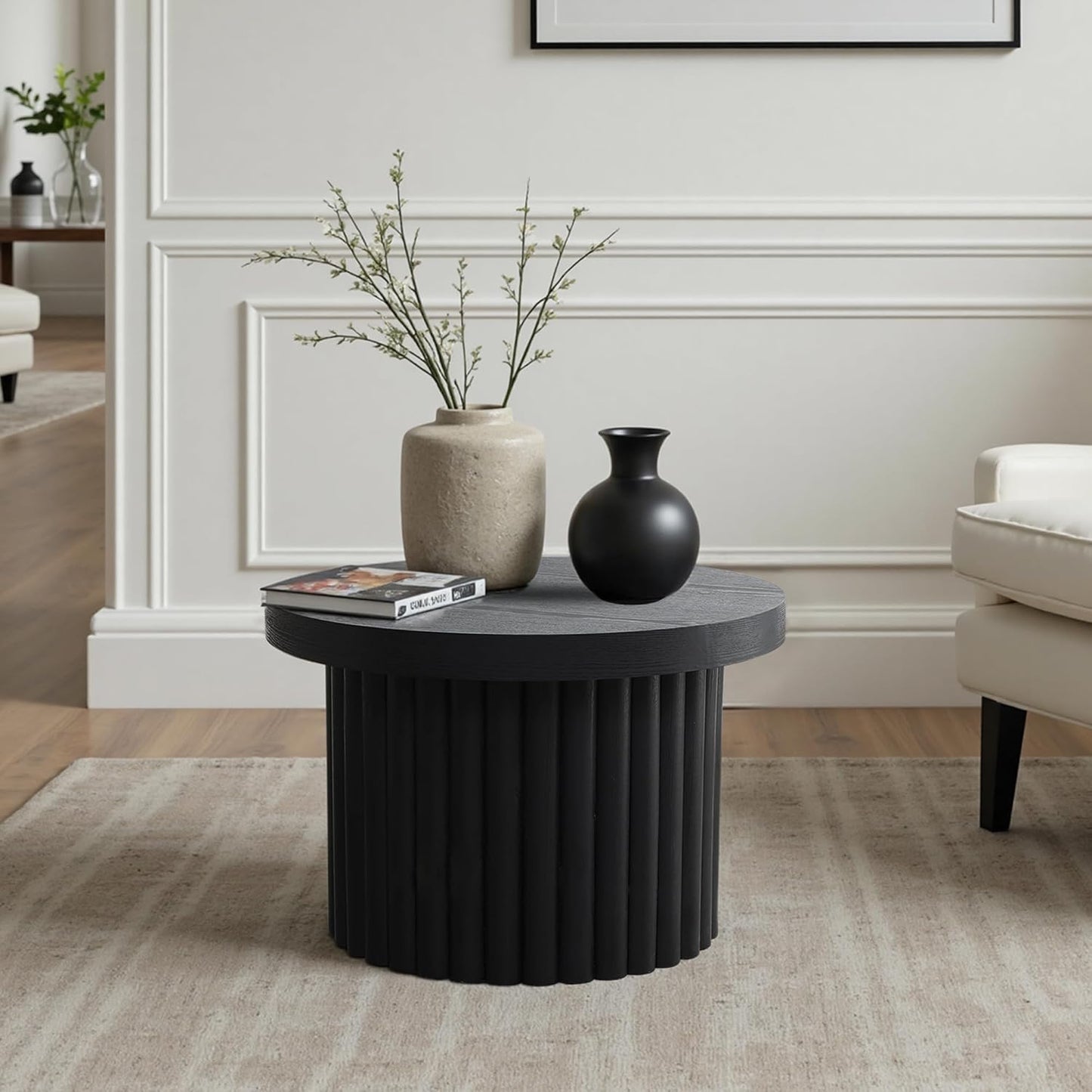 LuxenHome Wood Round Side Table, 19" Fluted End Table for Small Spaces, Mid Century Modern Wooden Accent Tables, Small Bedside Table, Couch Side Table, Nightstand for Living Room Bedroom Couch