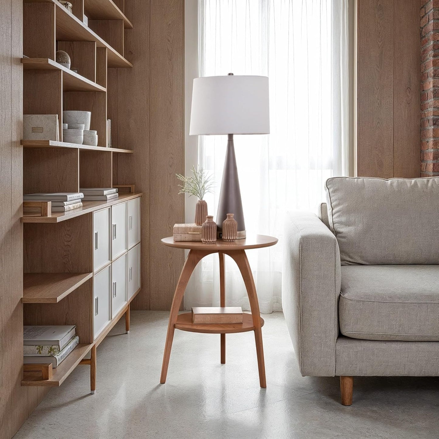 Martin Svensson Home Retro Mid-Century Modern Round Wood End Table, Solid Grain Side Table with Lower Shelf, Small Accent Table for Living Room or Nightstand. Nutmeg Brown.